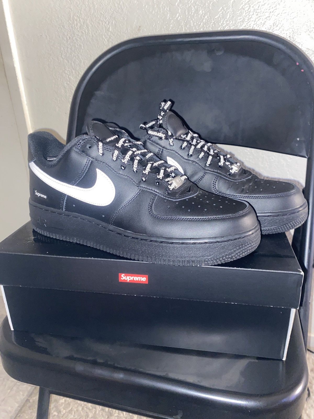 Nike Supreme Air Force 1’s Size US 9 / EU 42 - 1 Thumbnail