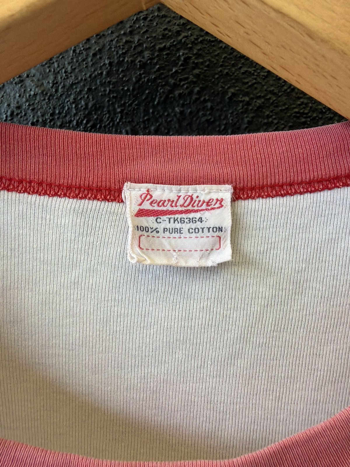 Vintage Vintage 80s/90s "PLACE ROADRUNNERS" Pearl Divers Ringer Tee Size US S / EU 44-46 / 1 - 5 Thumbnail