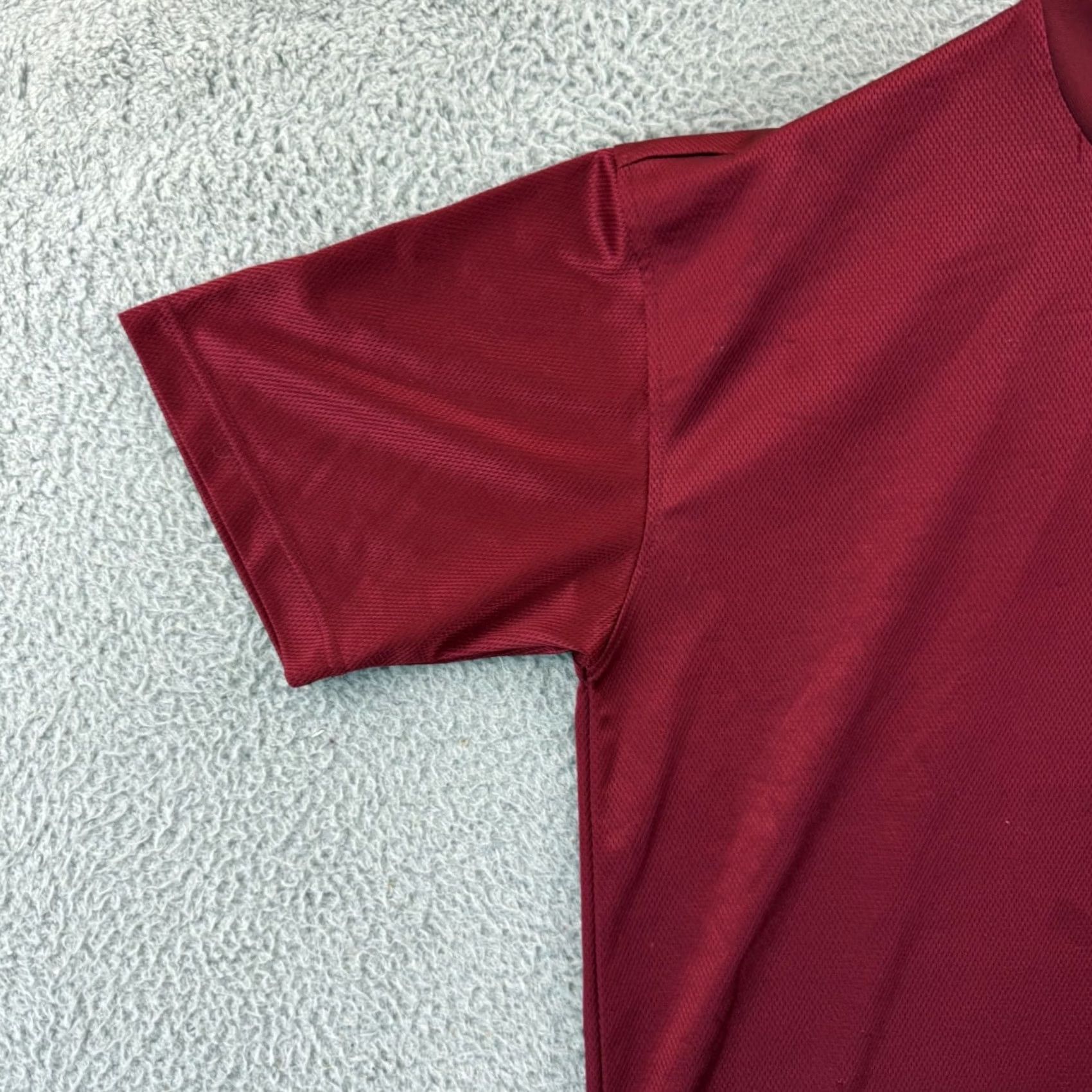 Nike VINTAGE Nike Jersey Mens XL Red Short Sleeve Swoosh Sport Soccer Athletic Y2K Size US XL / EU 56 / 4 - 4 Thumbnail