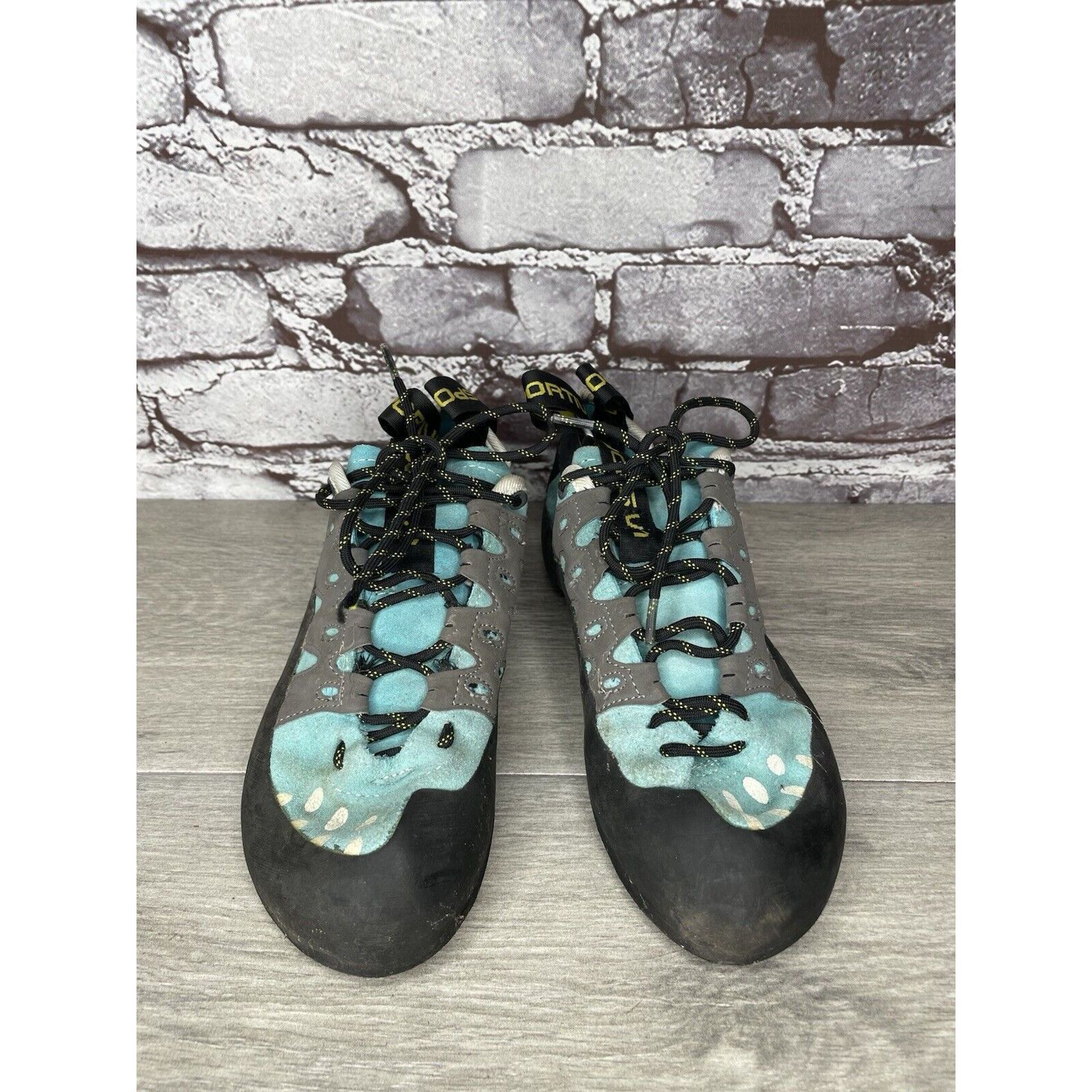 La Sportiva La Sportiva Tarantulace Rock Climbing Blue Gray Lace Up Shoe Size US 6 / EU 39 - 14 Thumbnail
