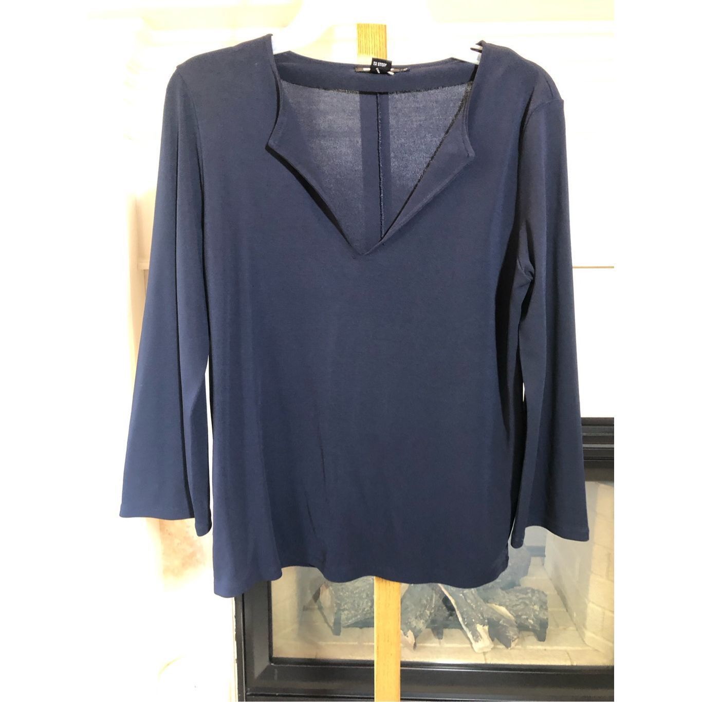 DKNY DKNY Women’s Navy Blue 3/4 Sleeve V Neck Blouse Size M Size M / US 6-8 / IT 42-44 - 1 Thumbnail