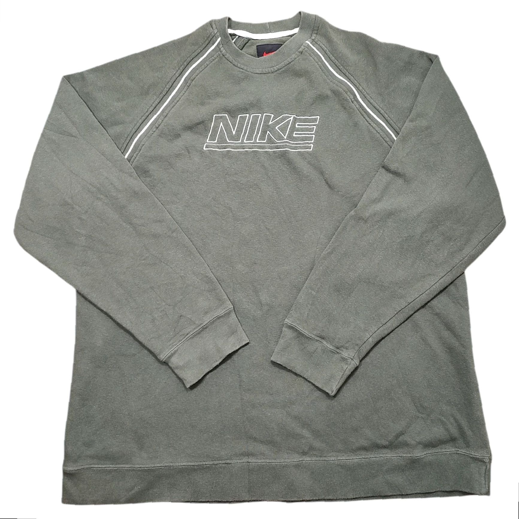 Nike VINTAGE Nike Crewneck Sweatshirt Embroidered Logo Mens Large Green 90s Sports USA Shirt Sweatshirt Pullover Size US L / EU 52-54 / 3 - 2 Thumbnail