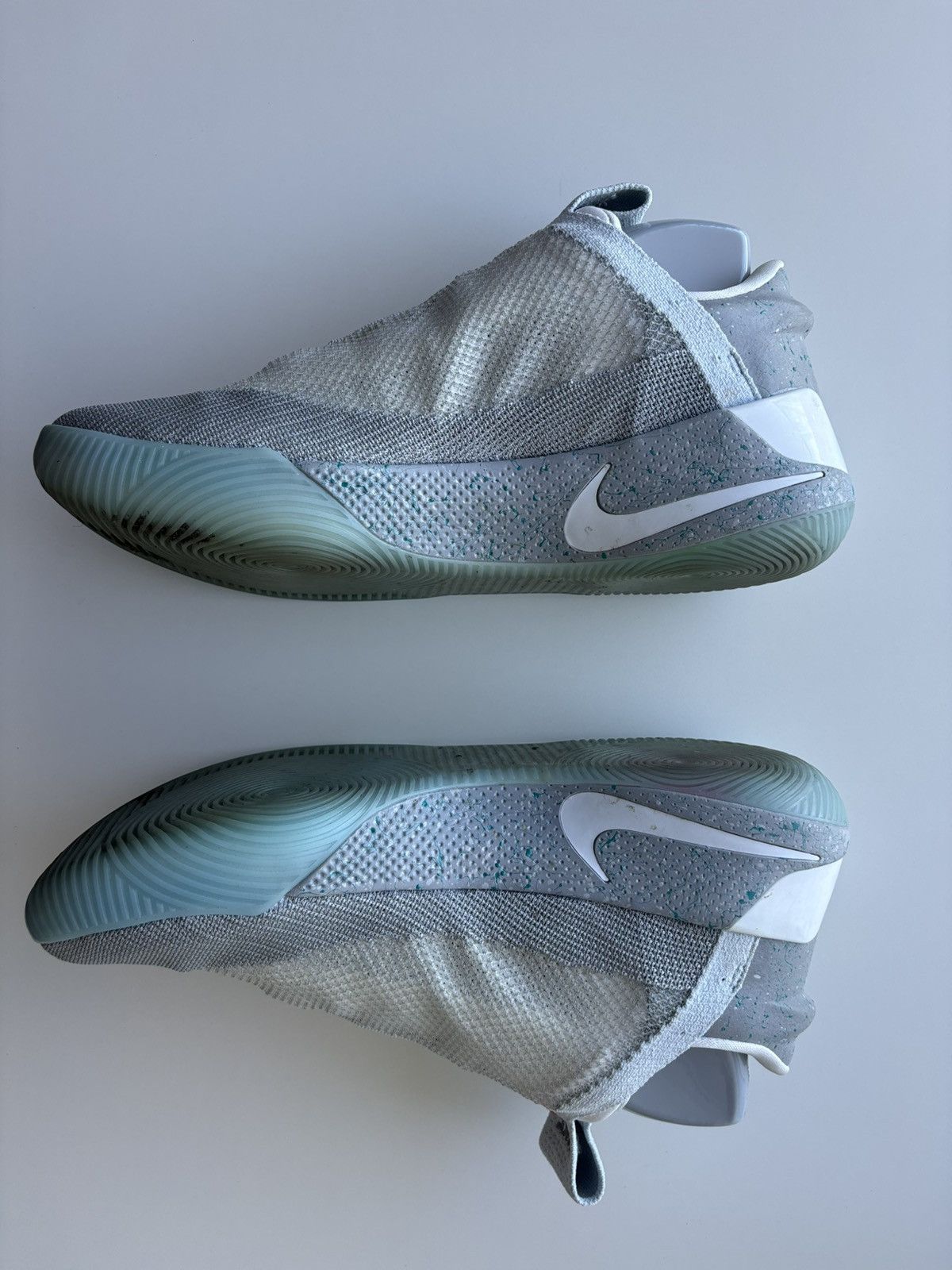 Nike Nike Adapt BB, Men’s 11.5 (OG Auto Lacing, W Box & Charger) Size US 11.5 / EU 44-45 - 5 Thumbnail