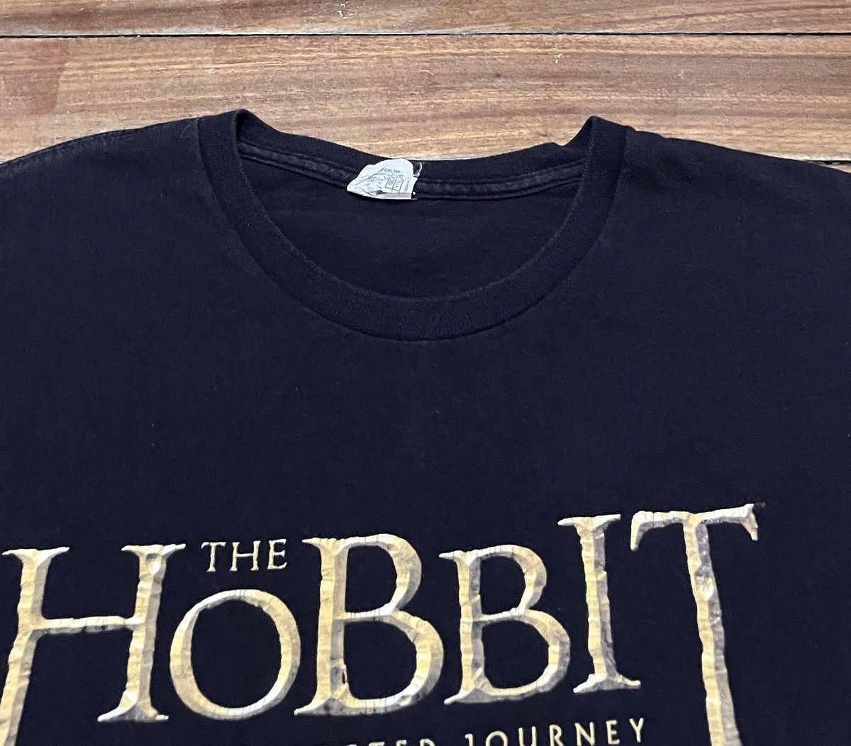 Vintage Rare Movie The Hobbit An Unexpected Journey T-shirt 2012s Size US XL / EU 56 / 4 - 3 Thumbnail