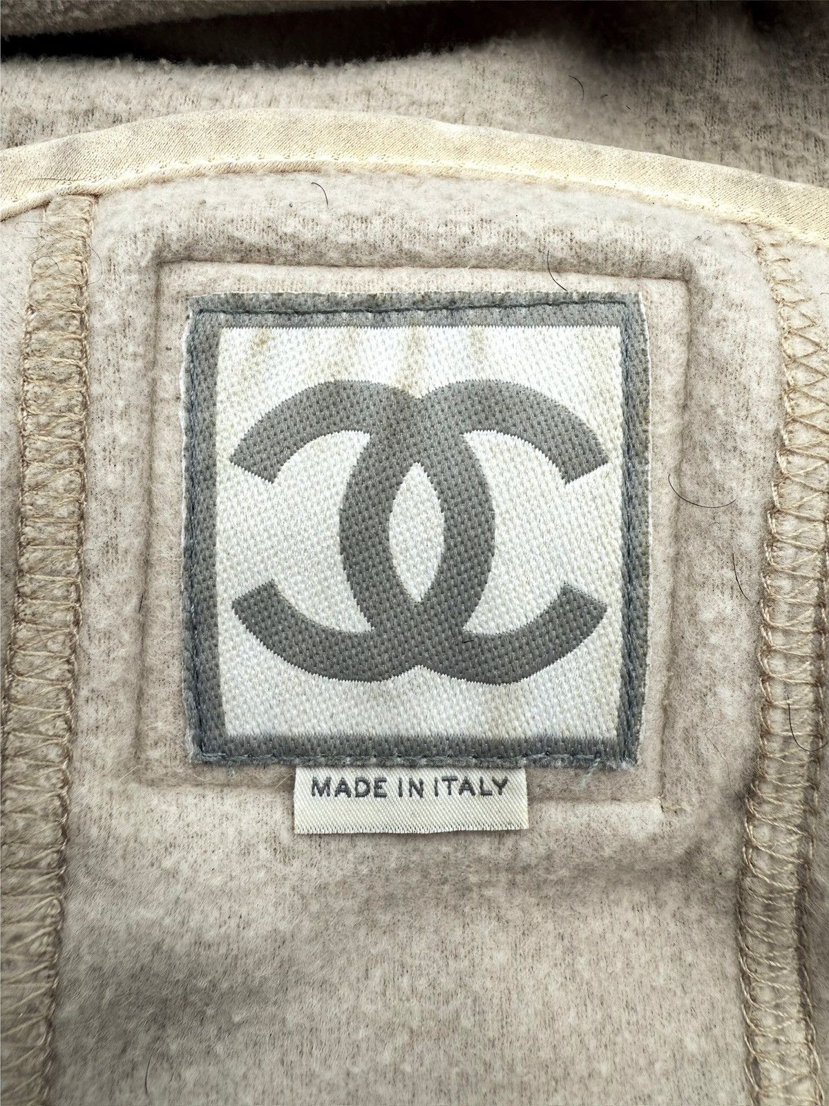 Chanel AW01 Chanel Sport CC Logo Beige Fleece Balaclava Ski Mask Size ONE SIZE - 4 Thumbnail
