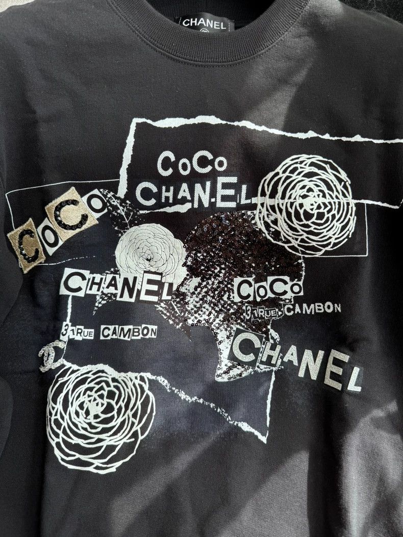 Chanel Chanel 20p black camellia sequin graffiti sweatshirt Nextar Size US XS / EU 42 / 0 - 2 Thumbnail