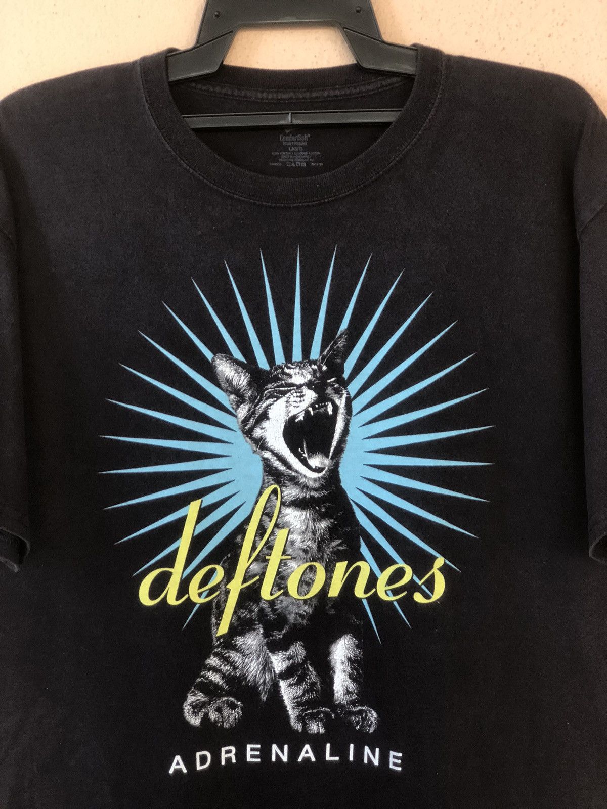 Band Tees Vintage deftones ADRENALINE Nu Metal Tee Size US L / EU 52-54 / 3 - 2 Thumbnail
