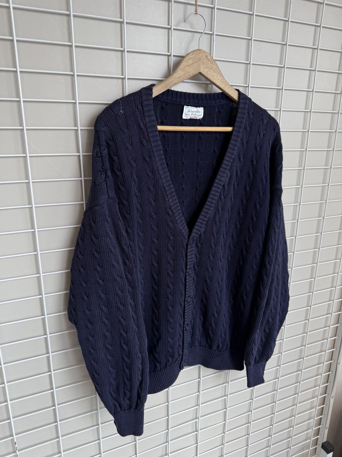 Benetton Benetton Cable Knit V-Neck Cardigan Mens Size L/XL Vintage Size US XL / EU 56 / 4 - 5 Thumbnail