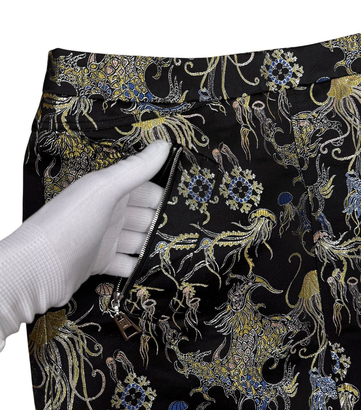 Louis Vuitton Louis Vuitton Sea Theme Skirt Print Embroidered Silk size 38 Size 27" / US 4 / IT 40 - 13 Thumbnail