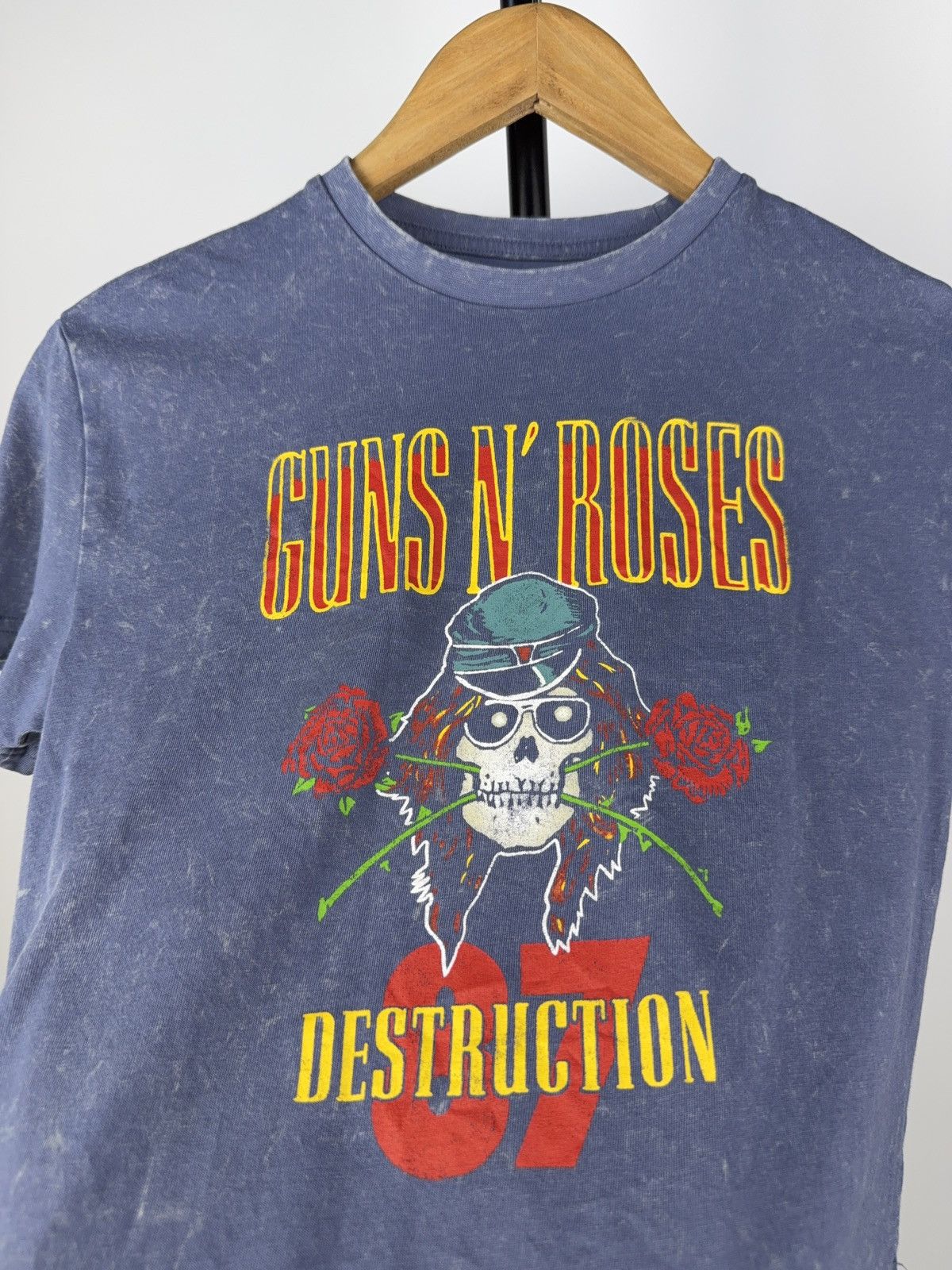Guns N' Roses Guns N’ Roses 2024 UK Tour T-Shirt Bravado Vintage Style Size S / US 4 / IT 40 - 3 Thumbnail