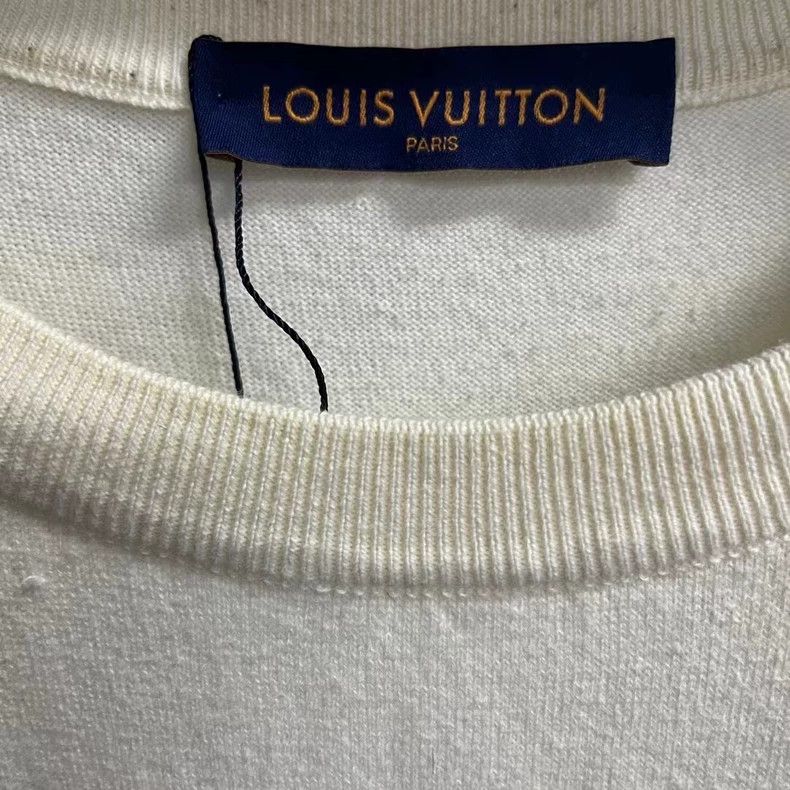 Louis Vuitton Louis Vuitton size 5l White nigo duck knit crewneck logo p Size US XXL / EU 58 / 5 - 2 Thumbnail