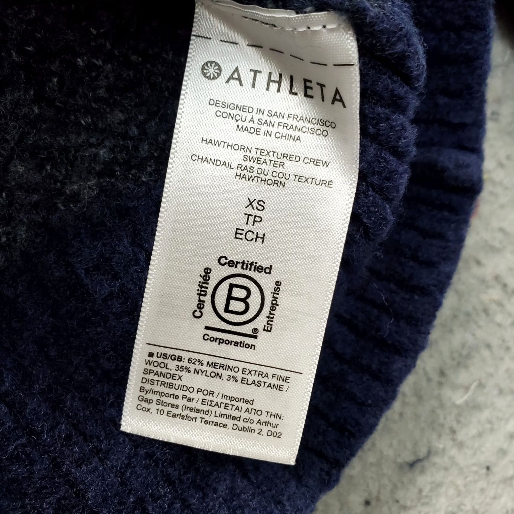 Athleta Athleta Hawthorn Sweater Women XS Multicolor Animal Print Merino Wool Knit Round Neck, Pullover, Raglan Sleeve, Casual, Fall Winter, Size XS Women Size XS / US 0-2 / IT 36-38 - 4 Thumbnail