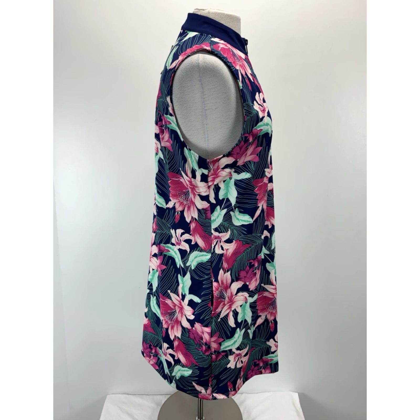 Tommy Bahama NEW Tommy Bahama Racquet & Paddle Active Floral Print Dress Size XL Blue UPF Size XL / US 12-14 / IT 48-50 - 4 Thumbnail