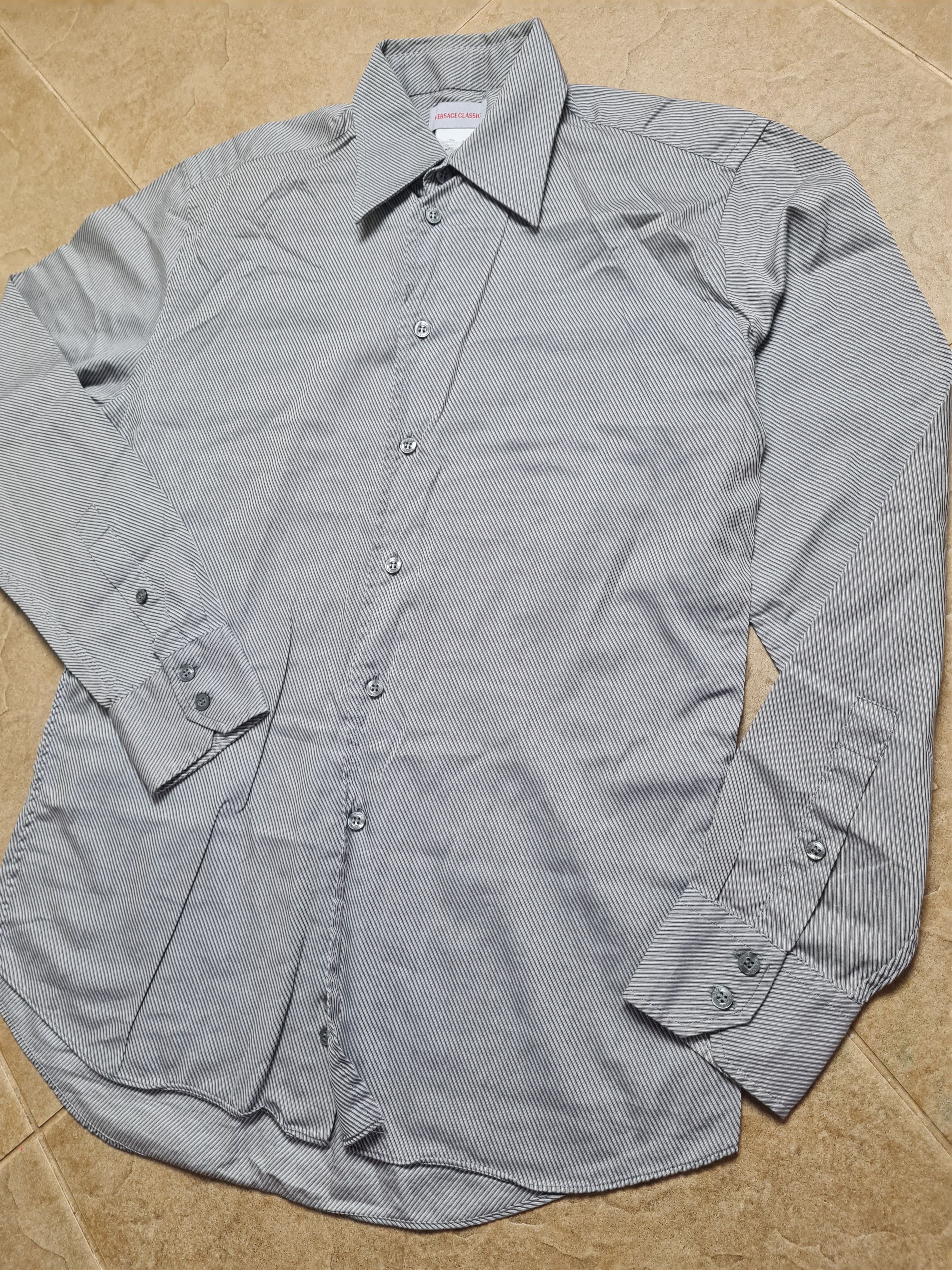 Versace Mens Vintage Versace Classic shirt size39 Medium Gray Cotton Size US M / EU 48-50 / 2 - 13 Thumbnail