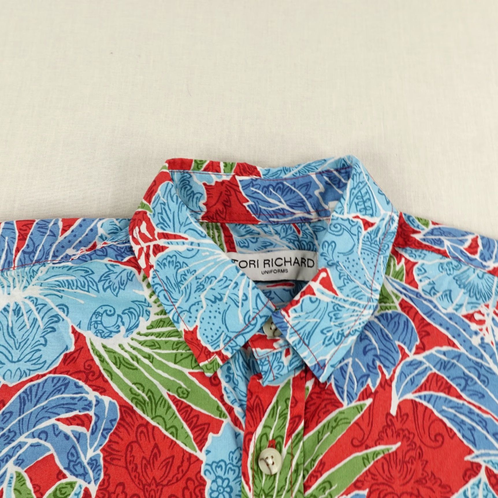 Tori Richard VINTAGE Tori Richard Hawaiian Shirt Men Small Short Sleeve Button-Up Cotton Floral Beach Tropical Aloha Techniques Size US S / EU 44-46 / 1 - 2 Thumbnail