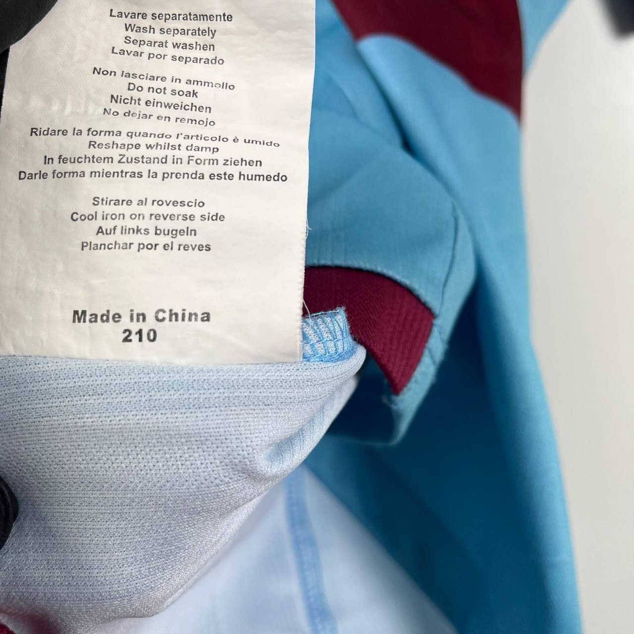 Macron West Ham United 2012 Home Football Soccer Shirt Macron Sz L Size US L / EU 52-54 / 3 - 4 Thumbnail