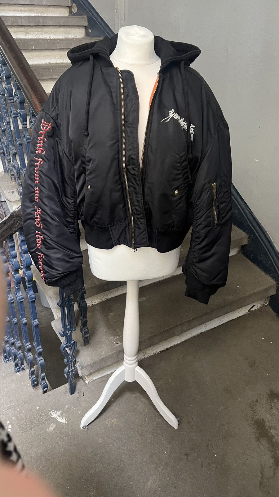 Vetements Vetements Total Darkness TFD Bomber Size XS / US 0-2 / IT 36-38 - 3 Thumbnail