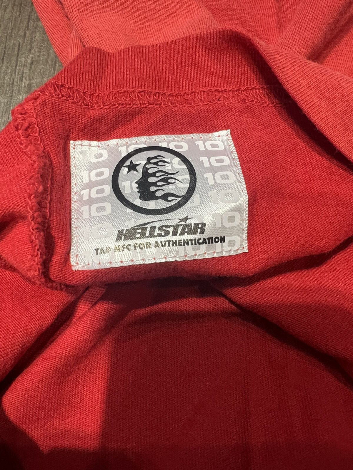 HELLSTAR HELLSTAR “7 ON 7 SPORTS” TSHIRT - SIZE SMALL - (RED) Size US S / EU 44-46 / 1 - 5 Thumbnail