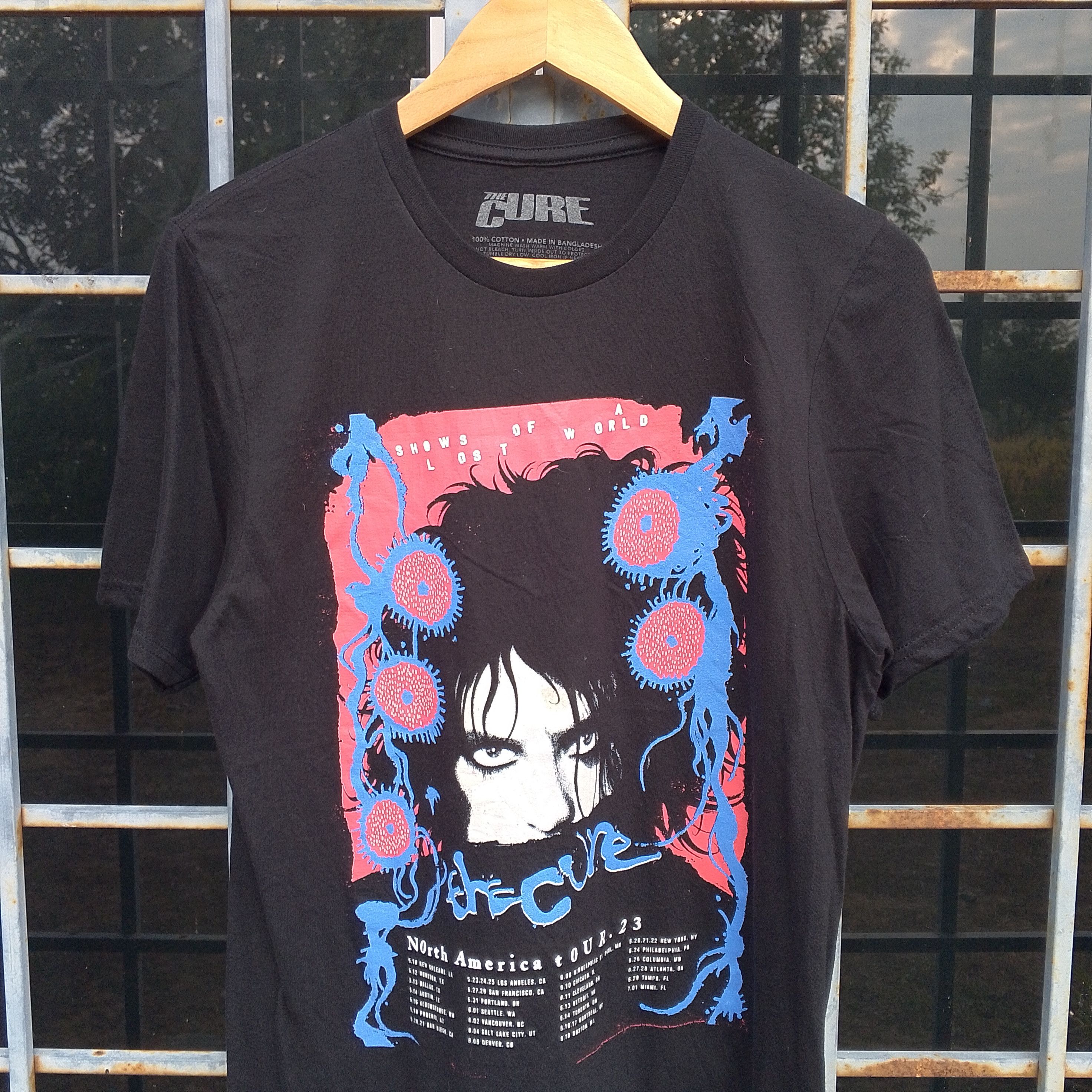 Band Tees The Cure North America Tour 2023 Tshirt Size US M / EU 48-50 / 2 - 3 Thumbnail