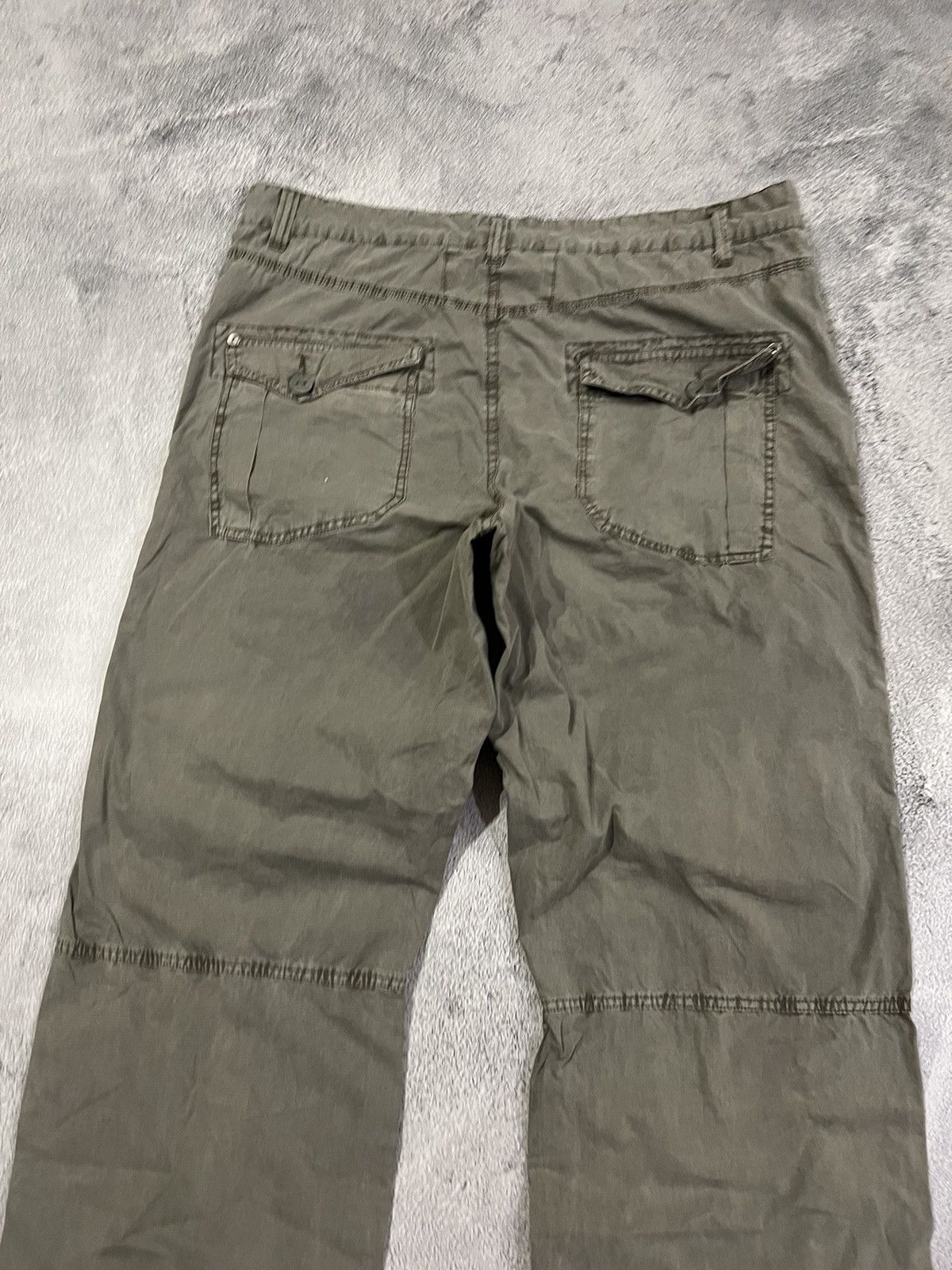 Vintage Vintage Y2k Cargo Multi Pocket Avant Garde Olive Pants 00’s Size US 40 / EU 56 - 11 Thumbnail