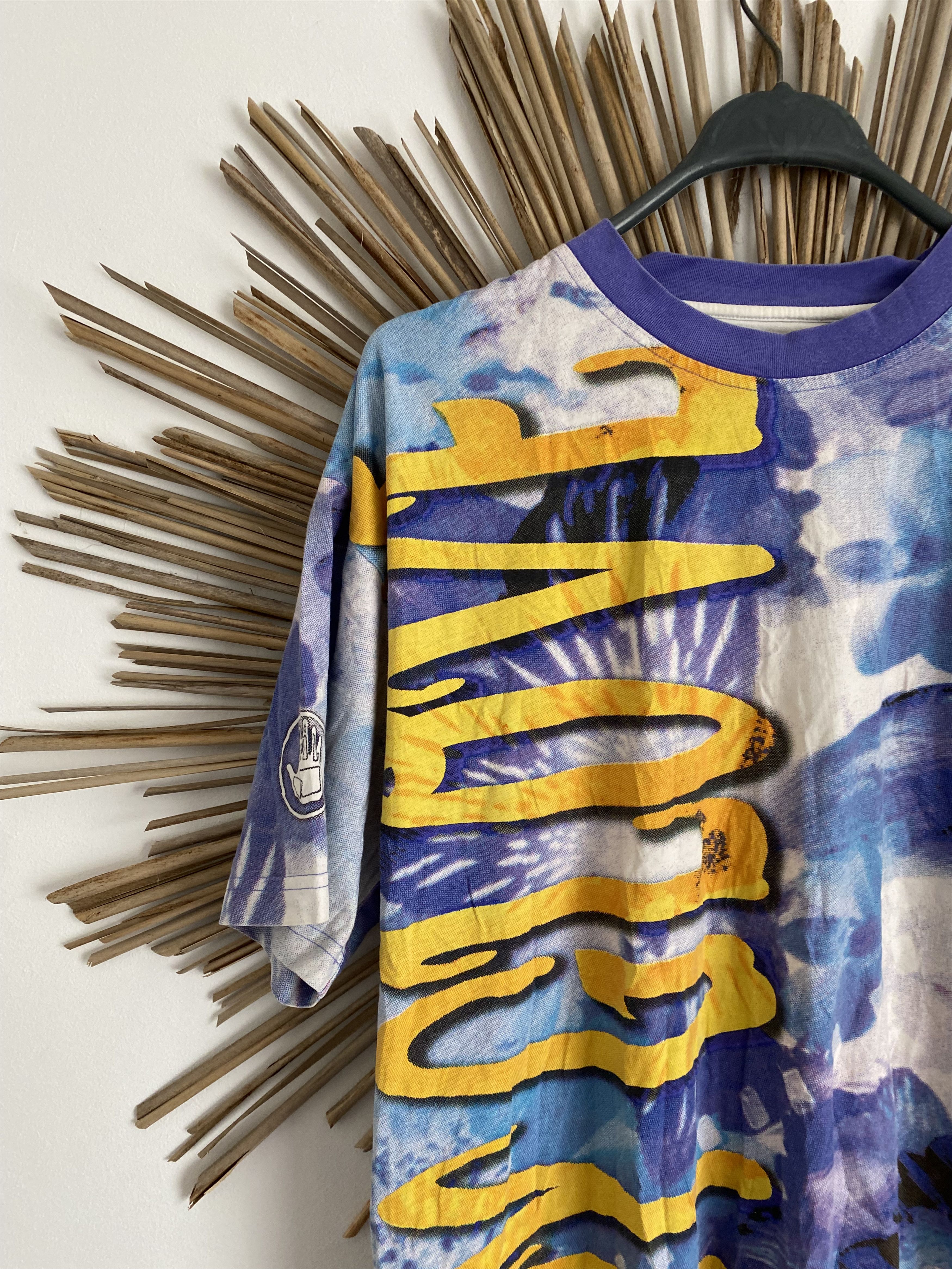 Body Glove Body glove vintage all over print oversized t-shirt Size US M / EU 48-50 / 2 - 4 Thumbnail
