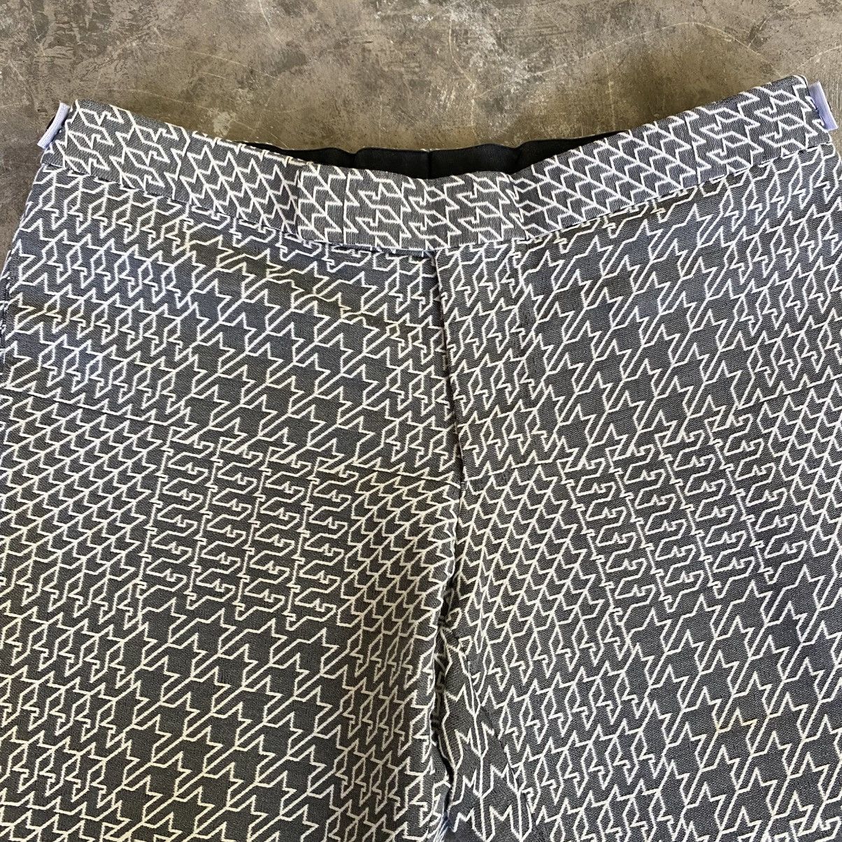 Thom Browne Thom Browne Luxur Grey Embroidery Full Pants Size US 35 - 3 Thumbnail