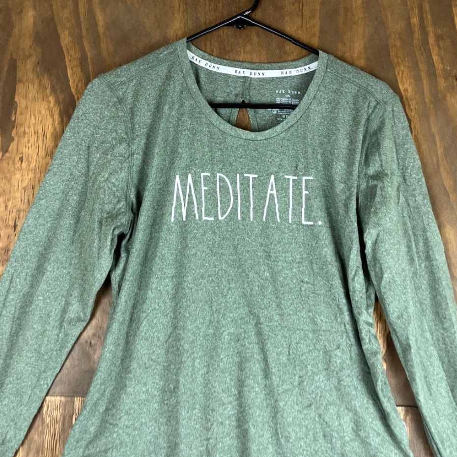 Vintage Rae Dunn Womens Shirt Green Meditate Eyelet Back Crew Neck Stretch Large Shirt Womens Green Meditate Eyelet Back Crew Neck Stretch Large Size L / US 10 / IT 46 - 2 Thumbnail