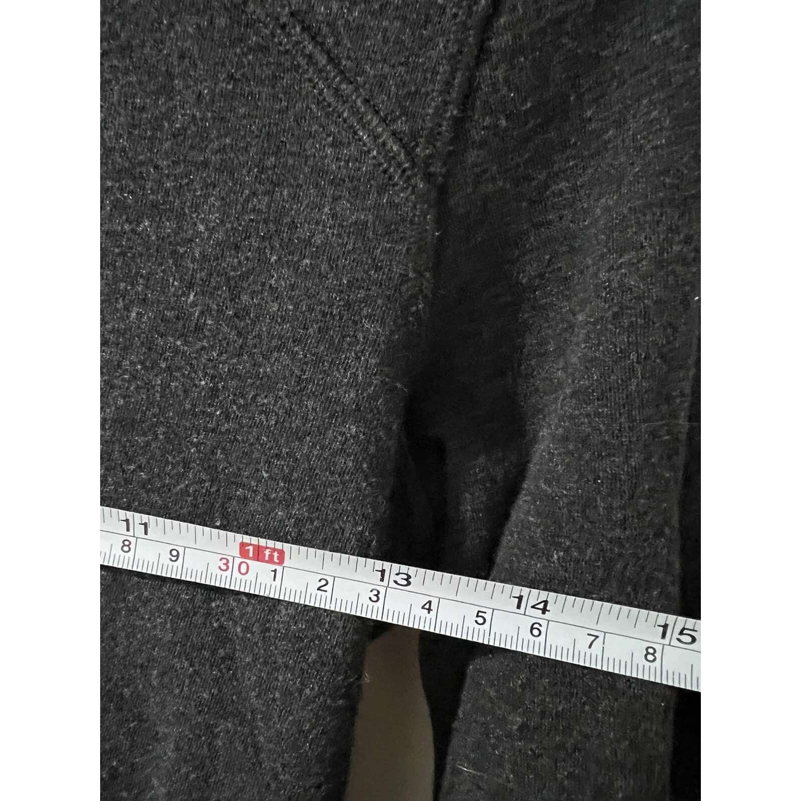 Lululemon Lululemon Cinch Reversible Long Sleve Striped Size 4 A001359 Size S / US 4 / IT 40 - 9 Thumbnail