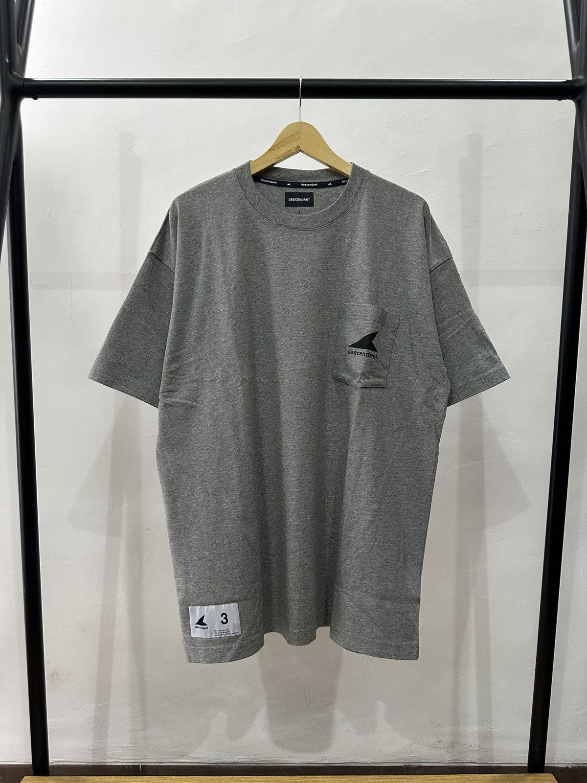 Descendant Descendant CTS tee Size US L / EU 52-54 / 3 - 1 Thumbnail