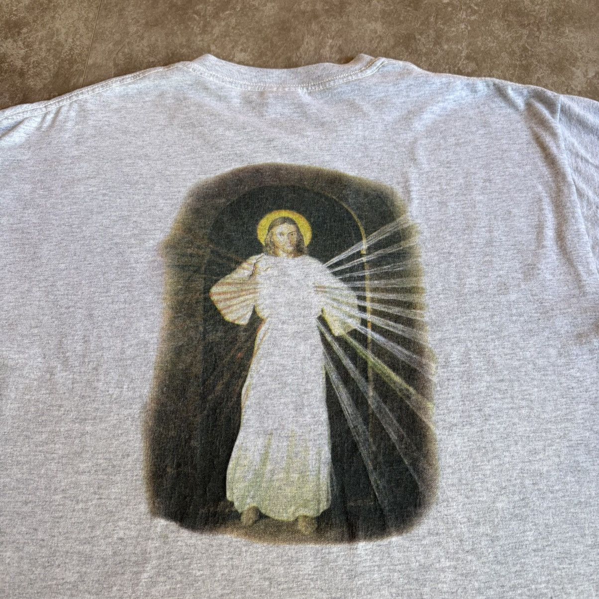 Vintage 2000s Crusaders of Devine Mercy Jesus T Shirt