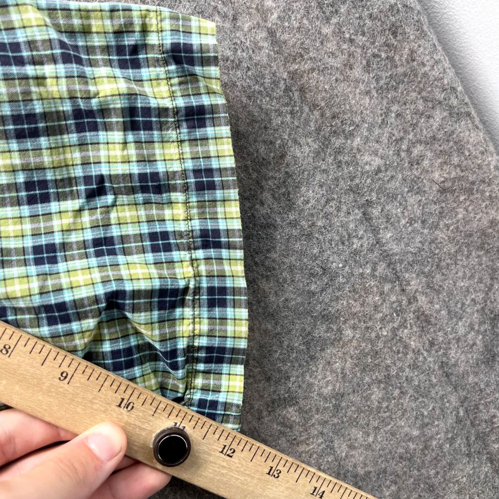 Carhartt VINTAGE Carhartt Shirt Mens Large Green Button Down Plaid Short Sleeve Hiking Size US L / EU 52-54 / 3 - 6 Thumbnail