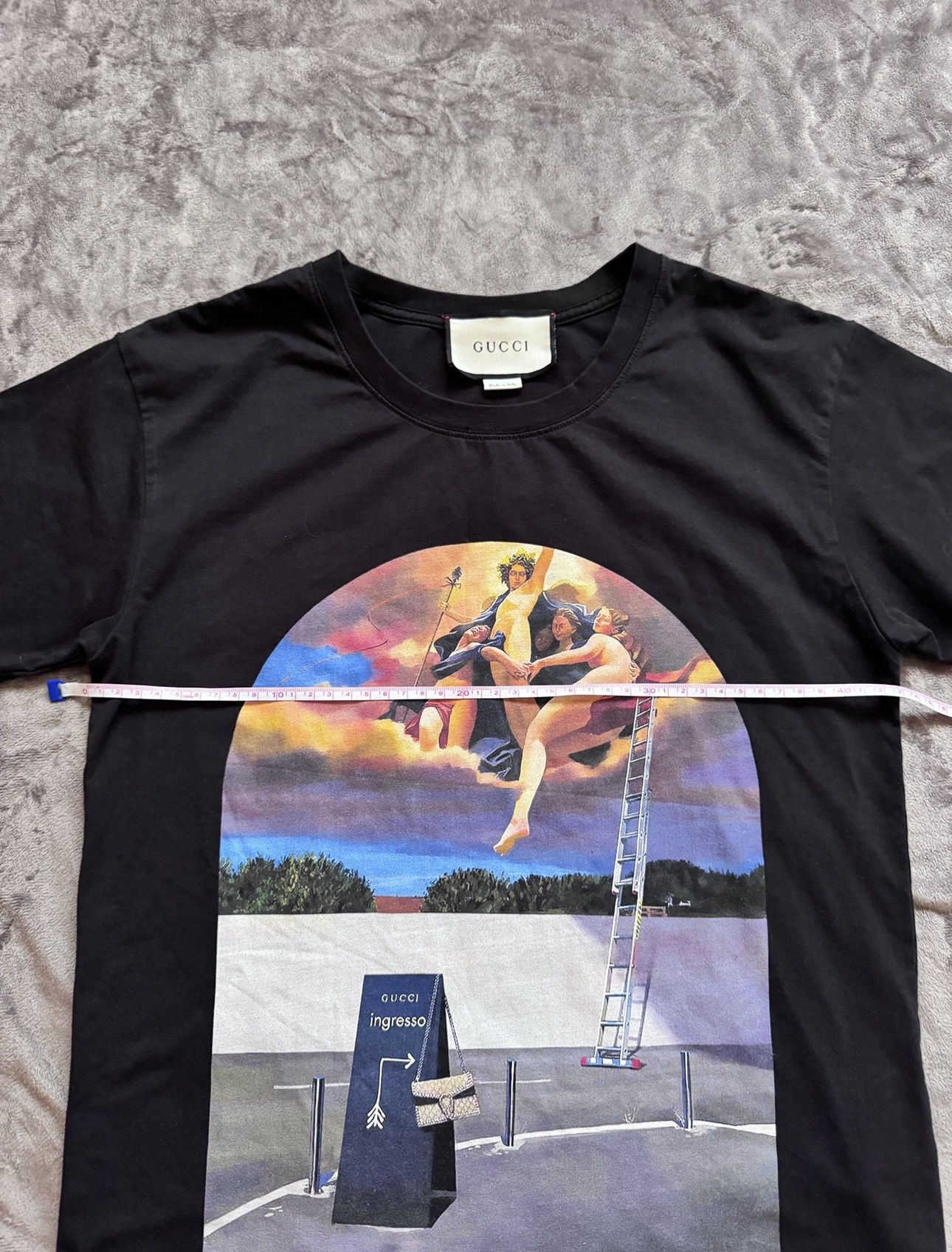 Gucci Unisex Gucci T-shirt featuring artwork by Ignasi Monreal Size XS / US 0-2 / IT 36-38 - 2 Thumbnail