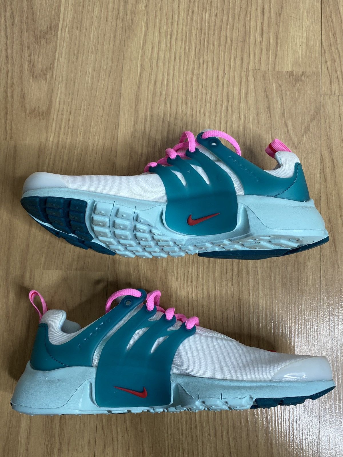 Nike Presto GS “White Jade Ice” Size US 6 / IT 36 - 2 Thumbnail