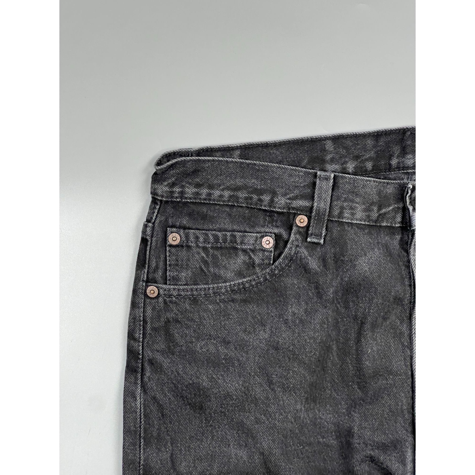 Levi's Levi’s 501 Made in USA Stonewashed Denim Jeans (Y0939) Size US 35 - 3 Thumbnail