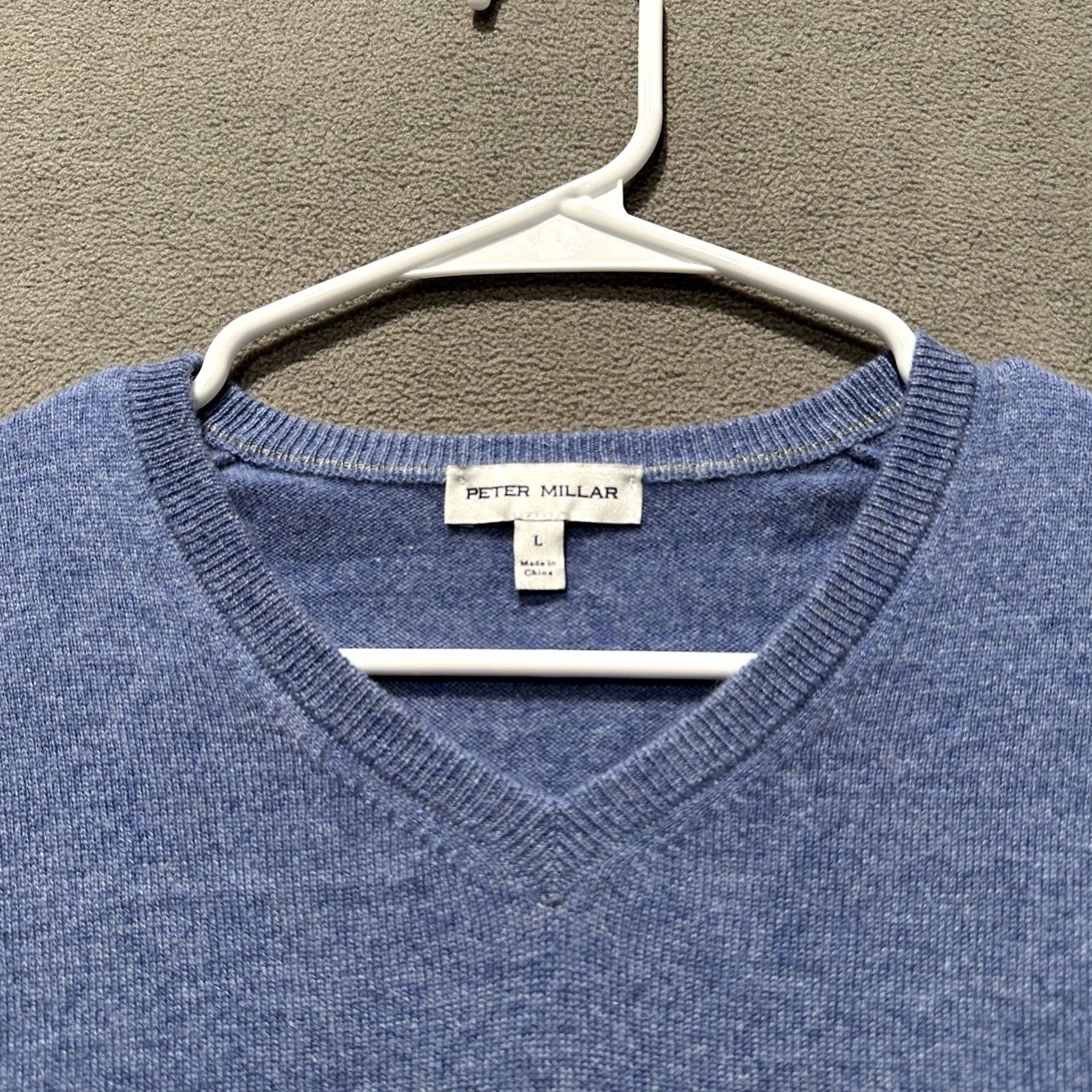 Peter Millar Peter Millar Crown Heritage Cashmere V-Neck Sweater Mens Large Blue Pullover Size US L / EU 52-54 / 3 - 3 Thumbnail
