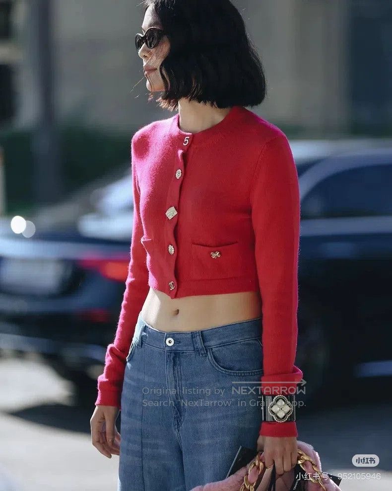 Chanel Chanel Rose-red multi-element button cashmere cardigan jac Size XS / US 0-2 / IT 36-38 - 7 Thumbnail