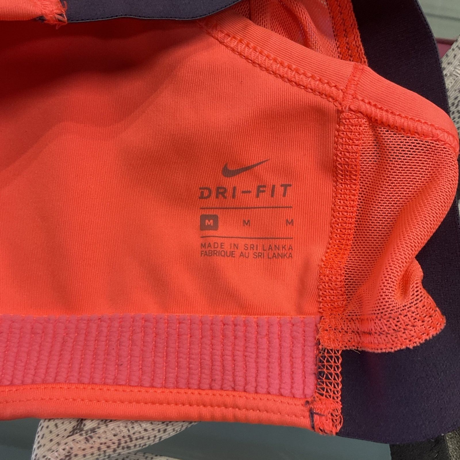 Nike Nike Dri-FIT Neon Coral Logo Sports Bra Size M / US 6-8 / IT 42-44 - 3 Thumbnail