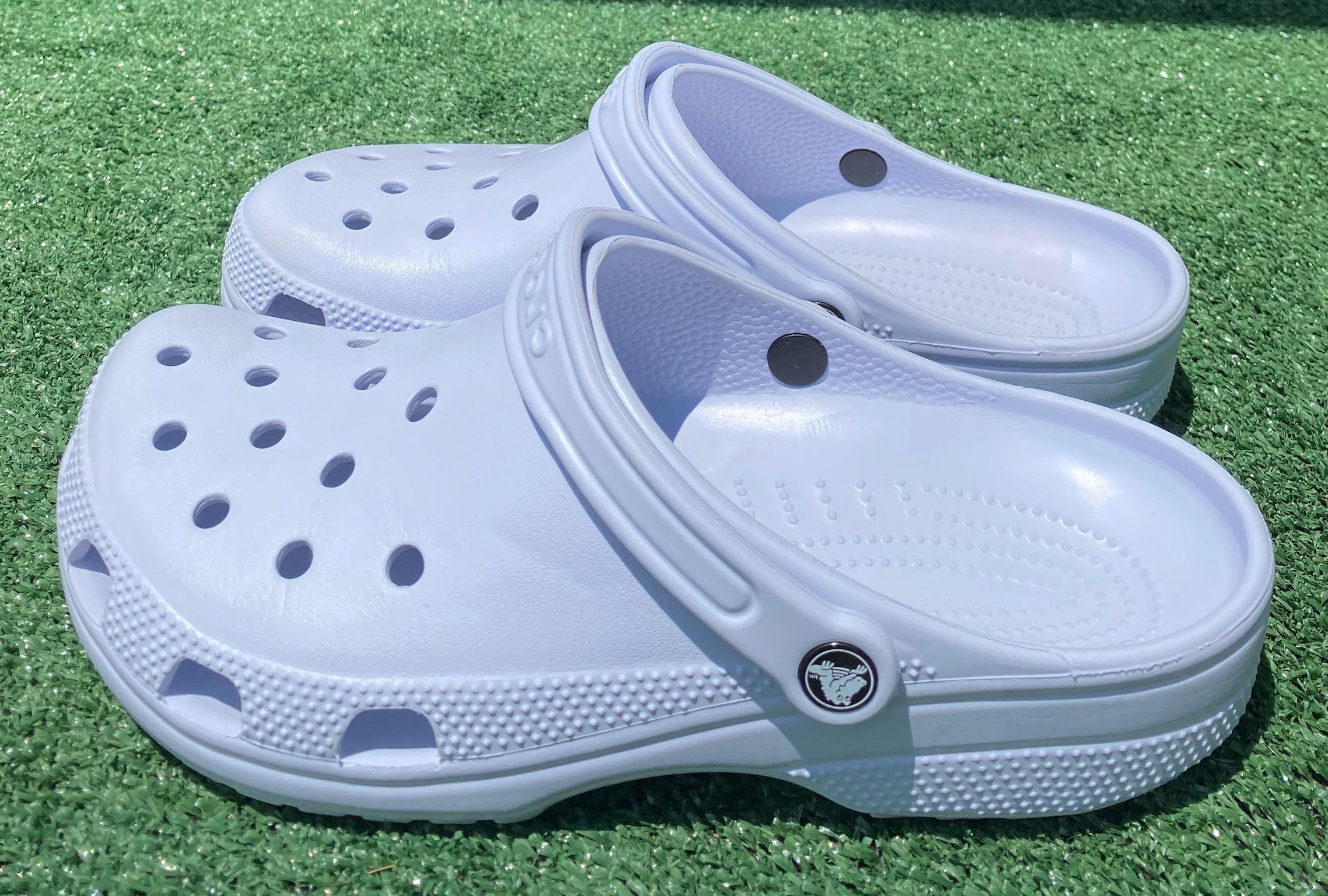 Crocs Crocs are Classic White Slip On Clogs Unisex Size M10 W12 Size US 10 / EU 43 - 2 Thumbnail