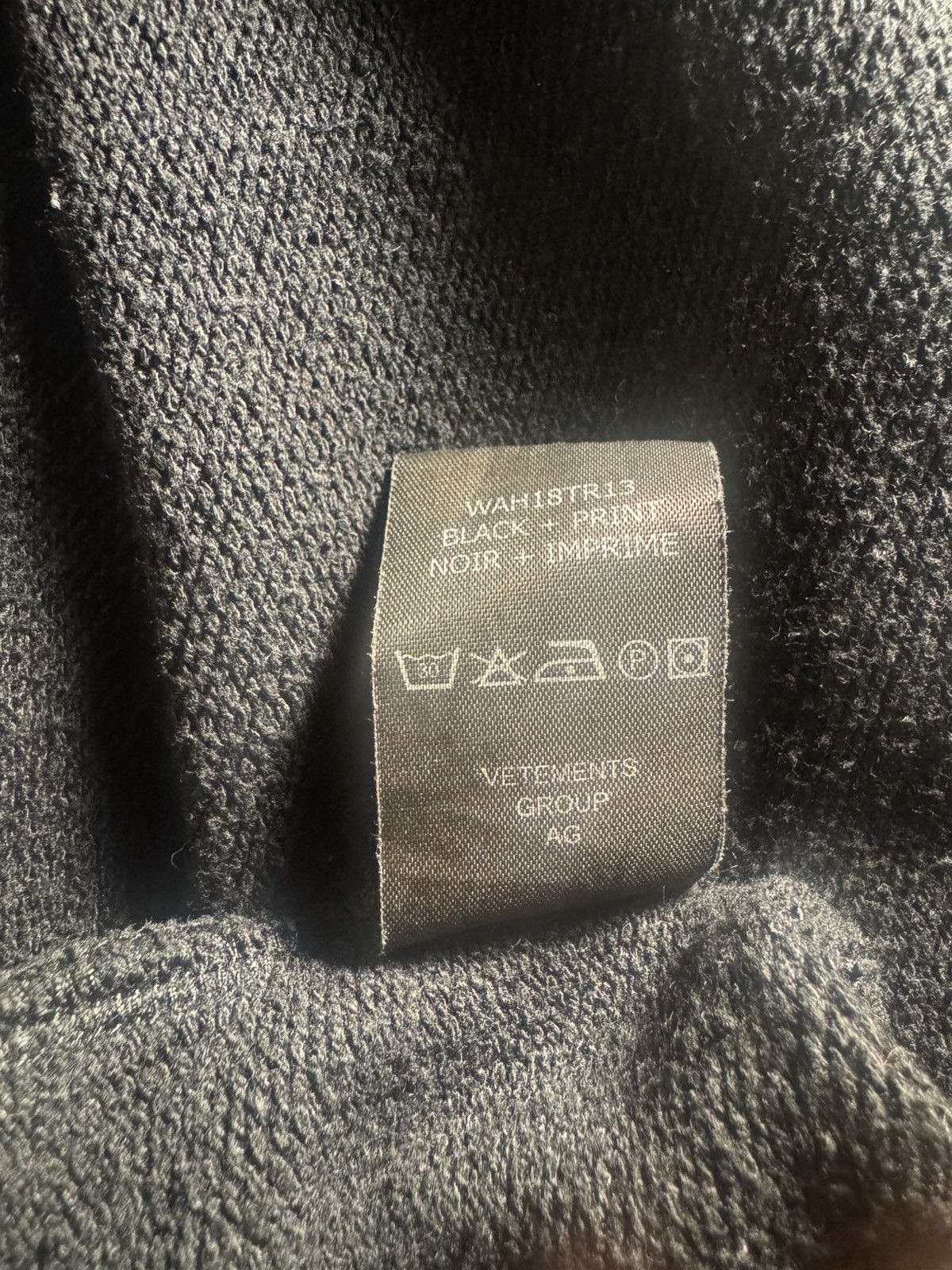 Vetements Vetements Aw17 Heavy Metal Tour Hoodie Size US L / EU 52-54 / 3 - 6 Thumbnail