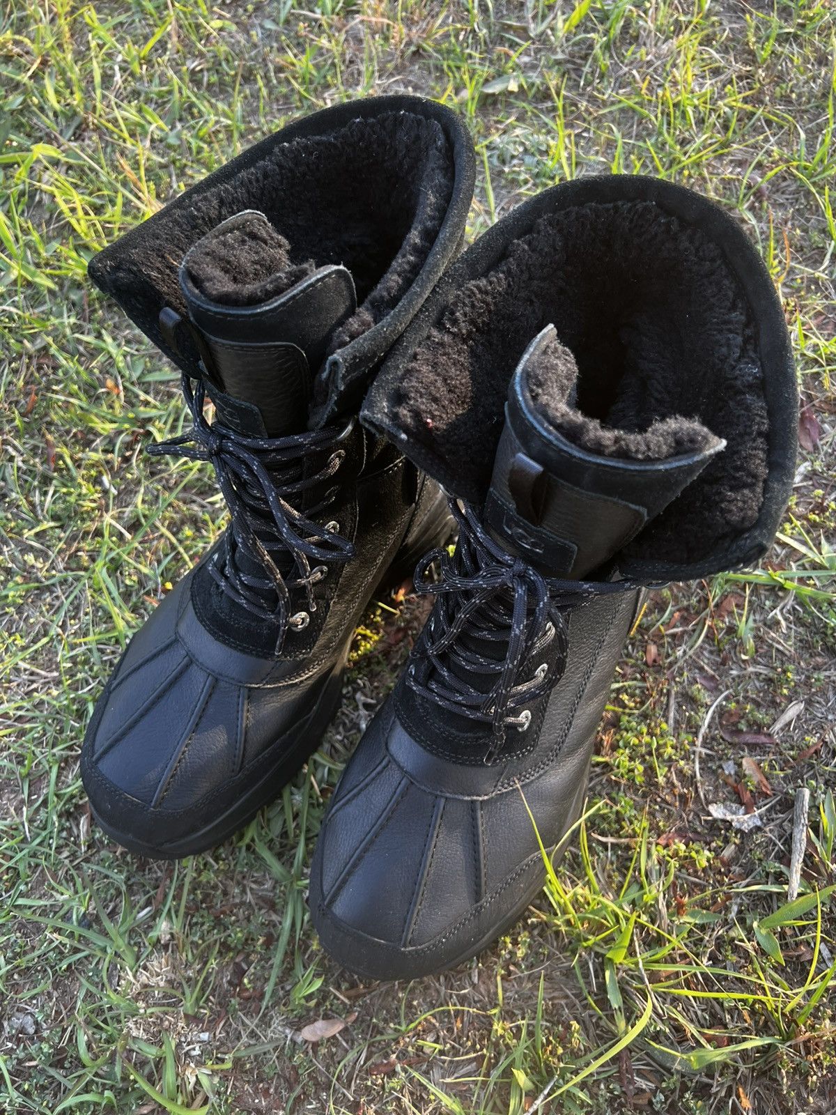 Ugg CLEAN UGG size 11.5 Mens Adirondack XXV Black Boots Size US 11.5 / EU 44-45 - 5 Thumbnail