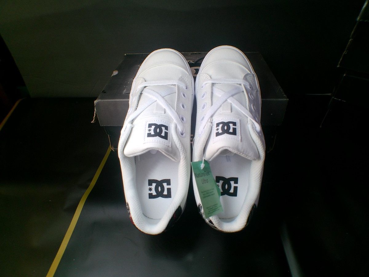 DC DC chelsea women shoes Size US 5 / IT 35 - 2 Thumbnail