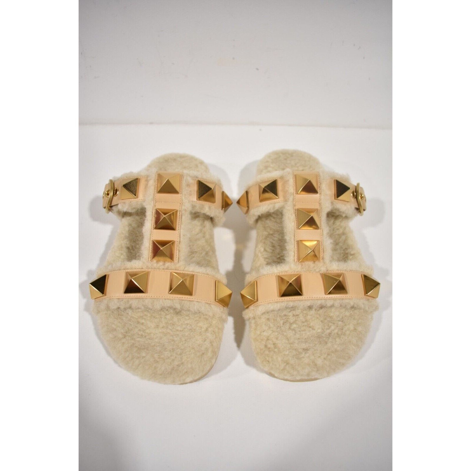 Valentino Valentino Rockstud Roman Stud Shearling Fur Beige Gold Size US 7.5 / IT 37.5 - 8 Thumbnail