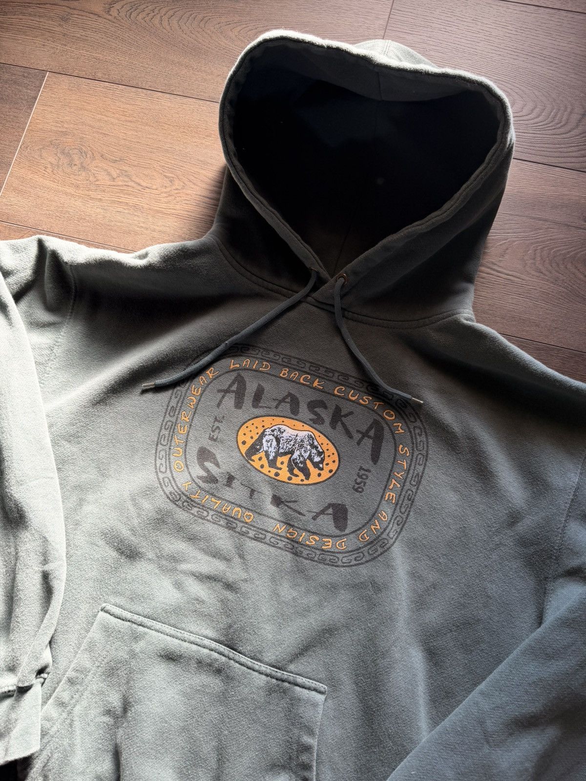 Vintage Vintage Basic Alaska Hoodie Size US L / EU 52-54 / 3 - 4 Thumbnail