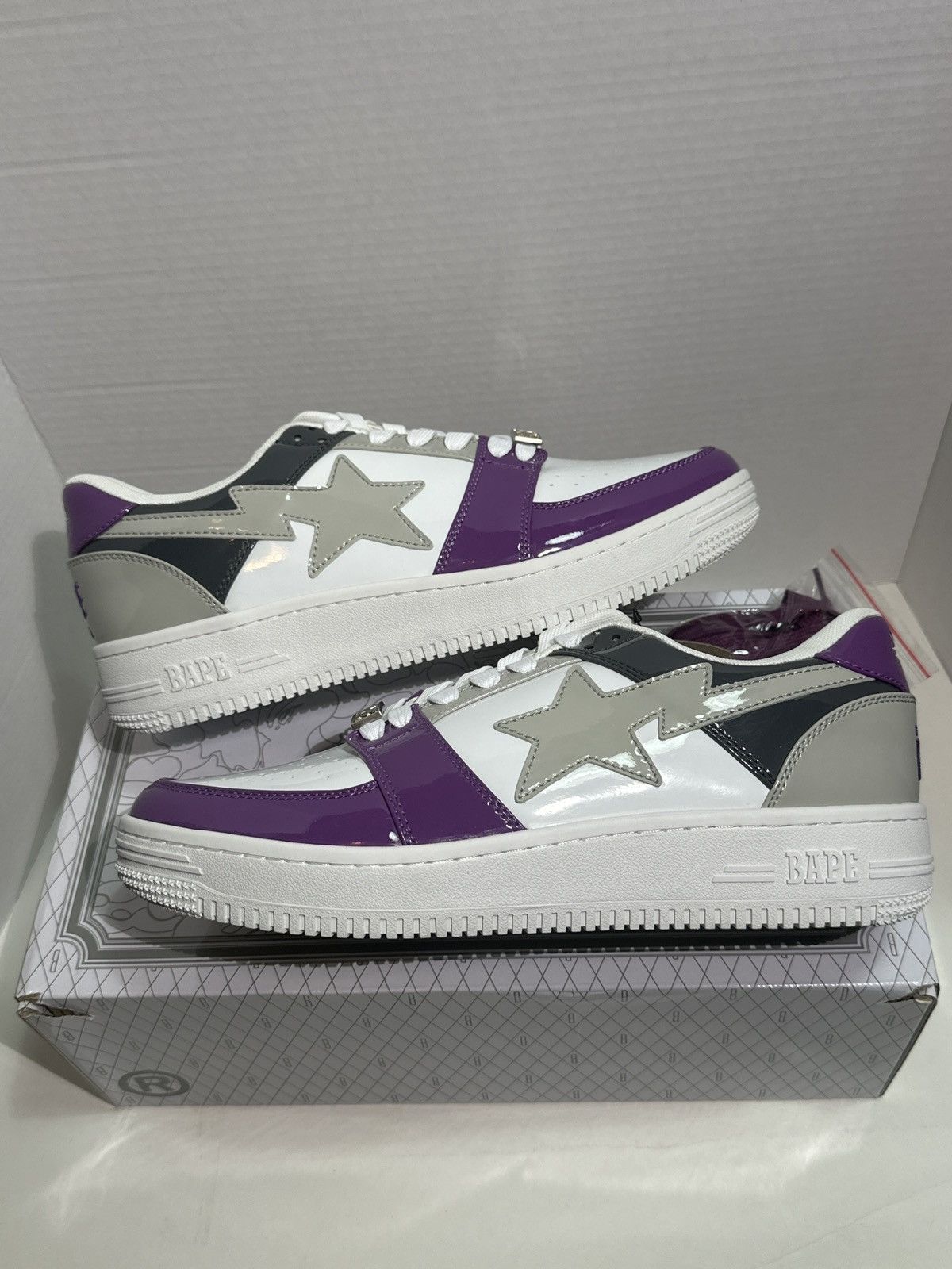 Bape BAPE SoHo NY 16th Anniversary Patent Leather Bapesta DS US11 Size US 11 / EU 44 - 2 Thumbnail