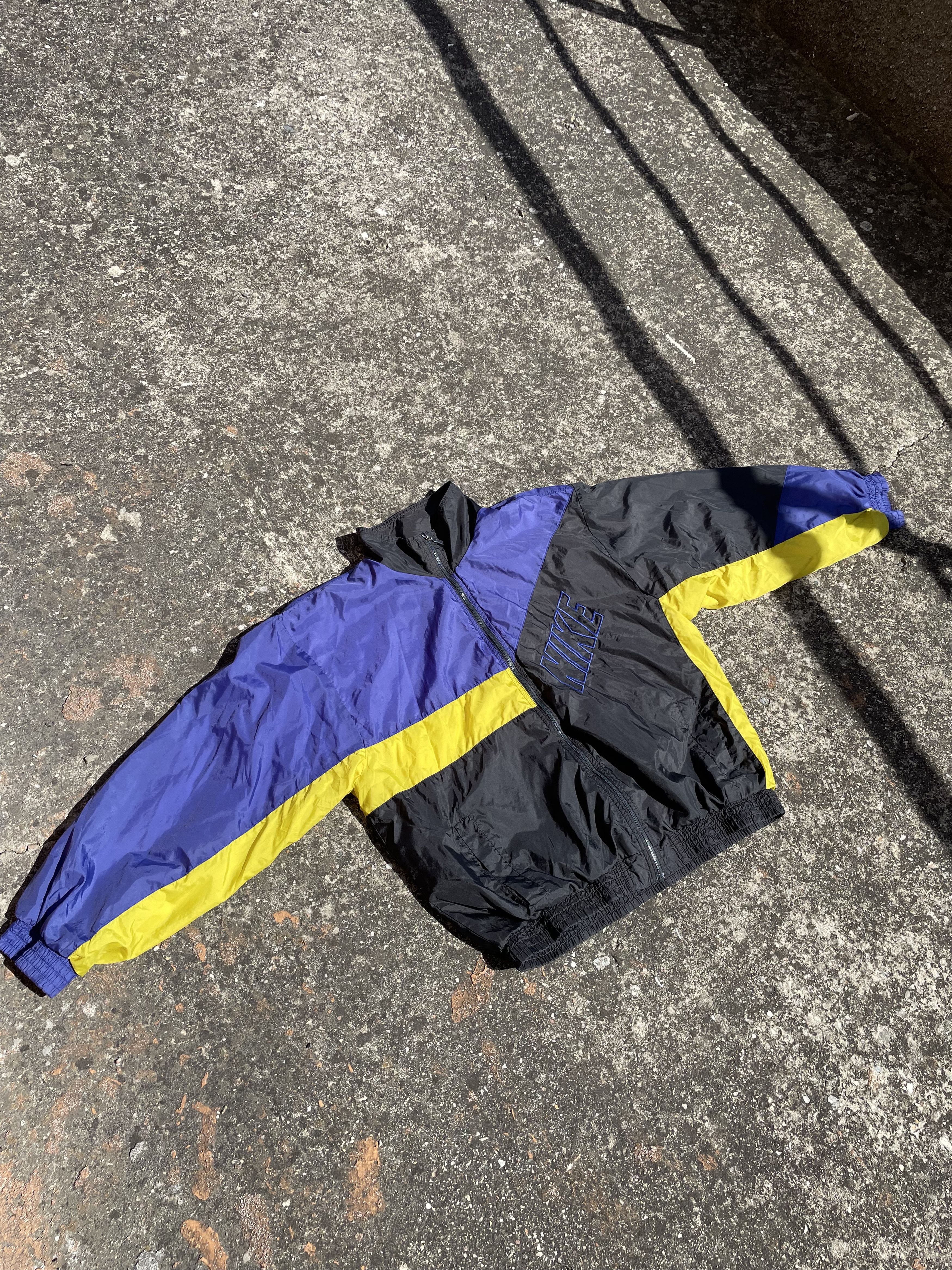 image of Nike 90's Vintage Nylon Windbreaker, Men's (Size Large)