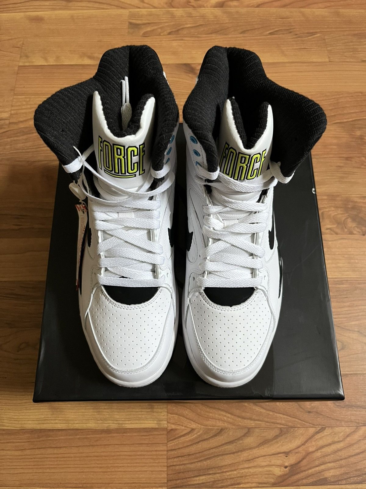 Nike Nike Air Command Force “ Billy Hoyle” Size 8.5 Brand New Size US 8.5 / EU 41-42 - 4 Thumbnail