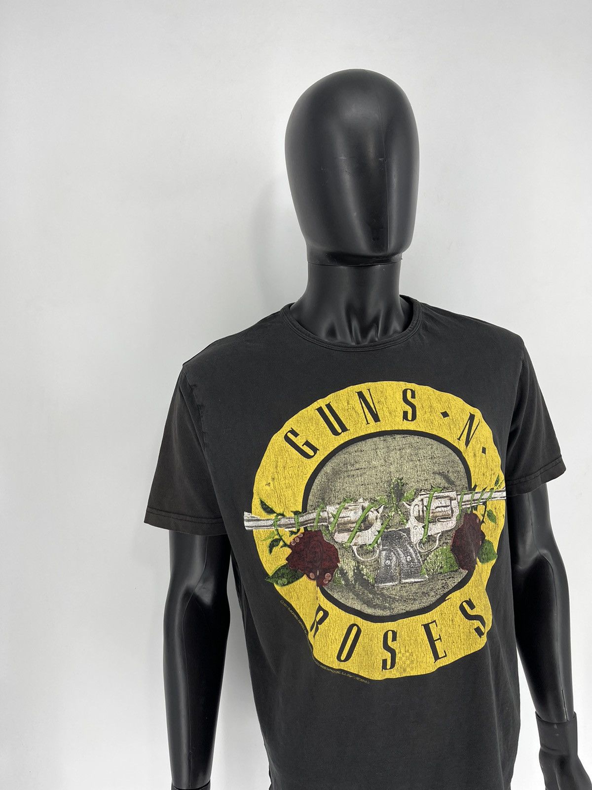 Band Tees × Guns N' Roses × Vintage Vintage Guns N’ Roses 🌹 Big Logo Double Sided T-Shirt Size US XL / EU 56 / 4 - 4 Thumbnail