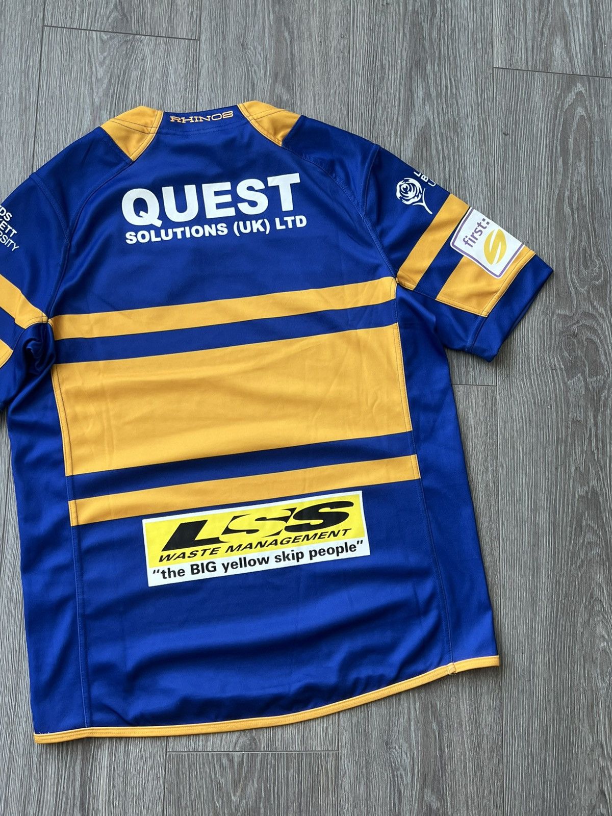 Other ISC Leeds Rhinos Rugby Jersey Blokecore Vintage Size US S / EU 44-46 / 1 - 17 Thumbnail