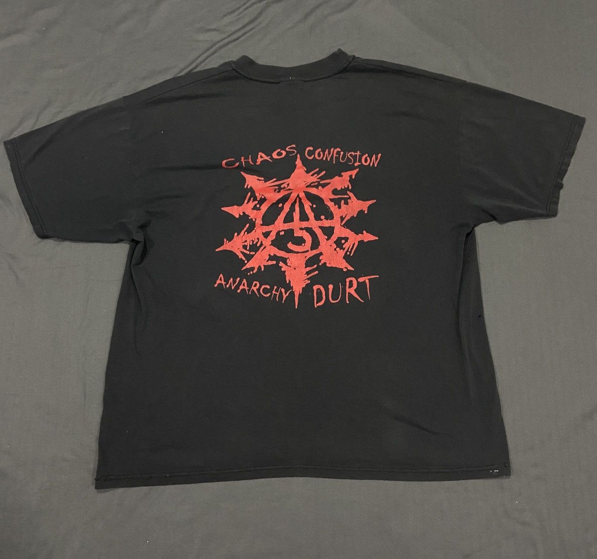 Band Tees × Vintage Vintage Chaos Confusion Anarchy Durt Size US XL / EU 56 / 4 - 1 Thumbnail