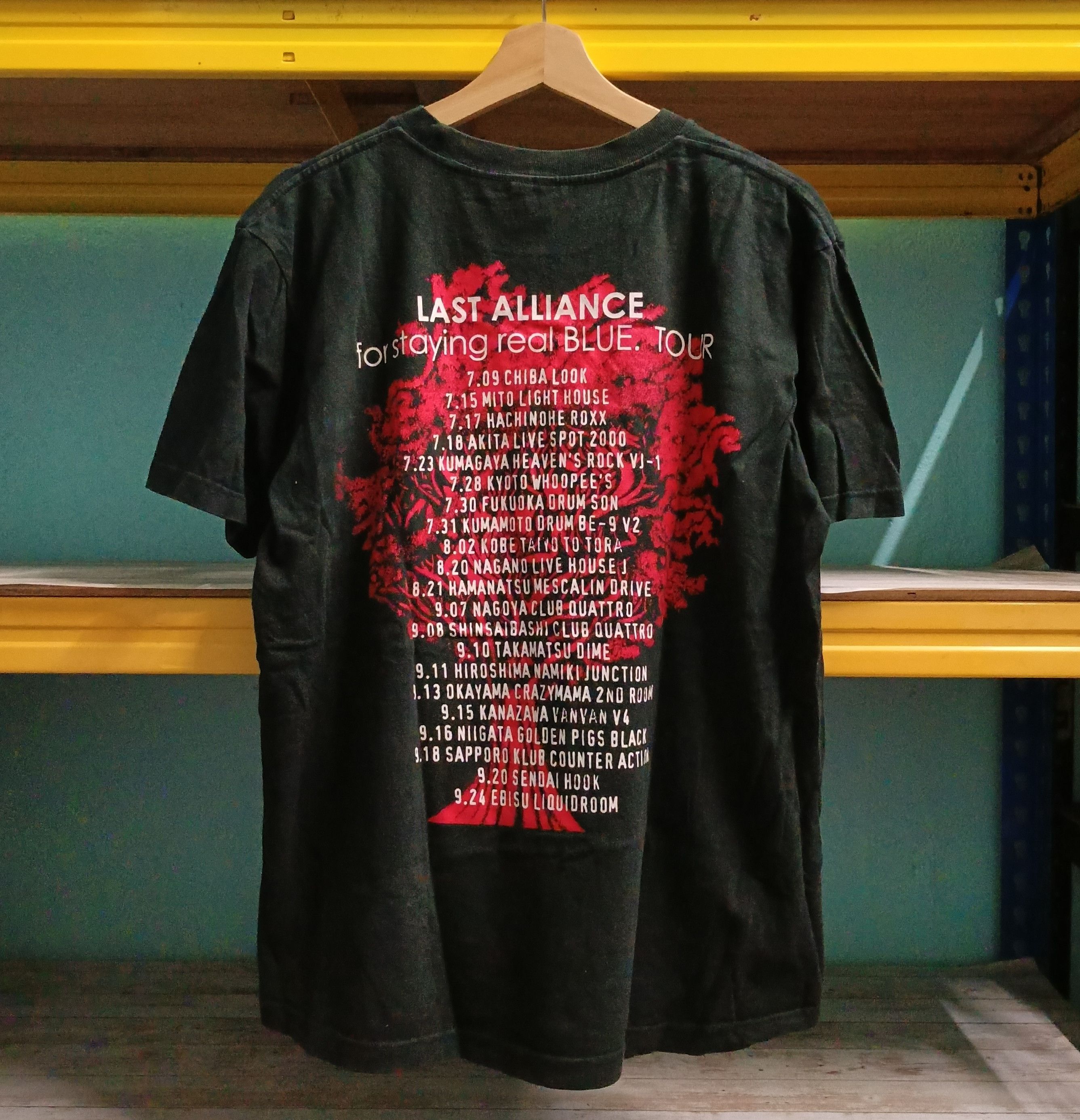 Band Tees LAST ALLIANCE Band Tshirts Size US L / EU 52-54 / 3 - 6 Thumbnail